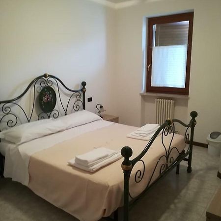 Cadelvolto Carrista7 Leo Apartment Неграр Екстериор снимка