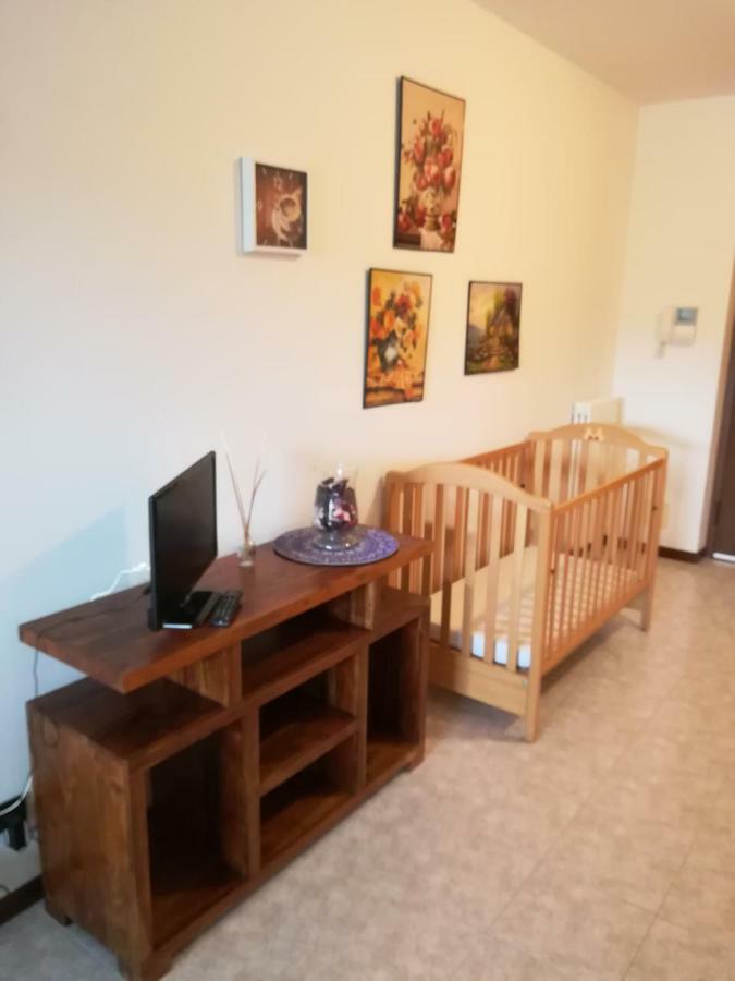 Cadelvolto Carrista7 Leo Apartment Неграр Екстериор снимка