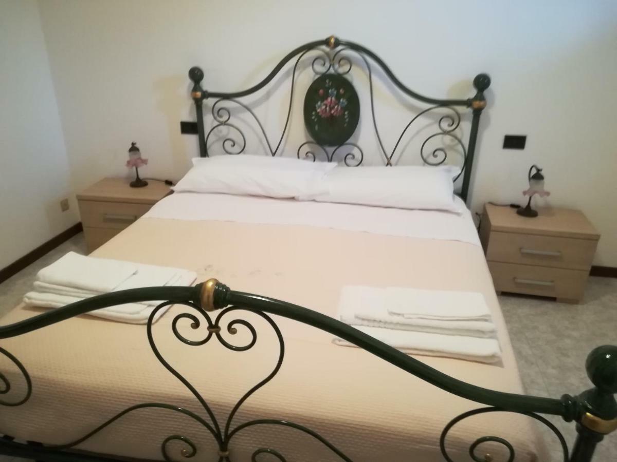 Cadelvolto Carrista7 Leo Apartment Неграр Екстериор снимка